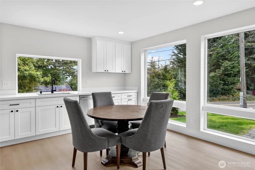 Property photo for 10029 14th Avenue S, Seattle photo 19