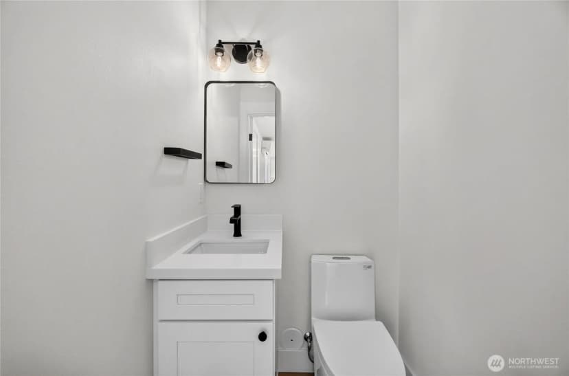 Property photo for 10029 14th Avenue S, Seattle photo 20
