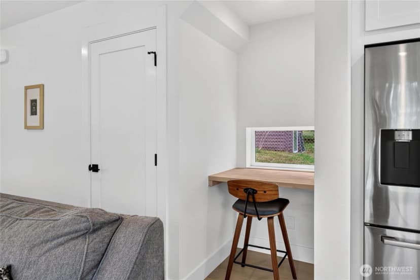 Property photo for 10029 14th Avenue S, Seattle photo 18