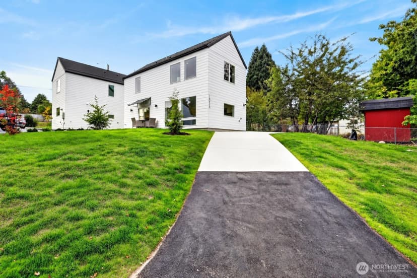 Property photo for 10029 14th Avenue S, Seattle