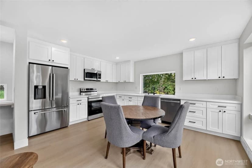 Property photo for 10029 14th Avenue S, Seattle photo 12