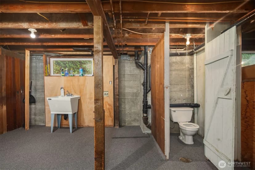 Property photo for 1060 Spruce Street, Edmonds photo 30