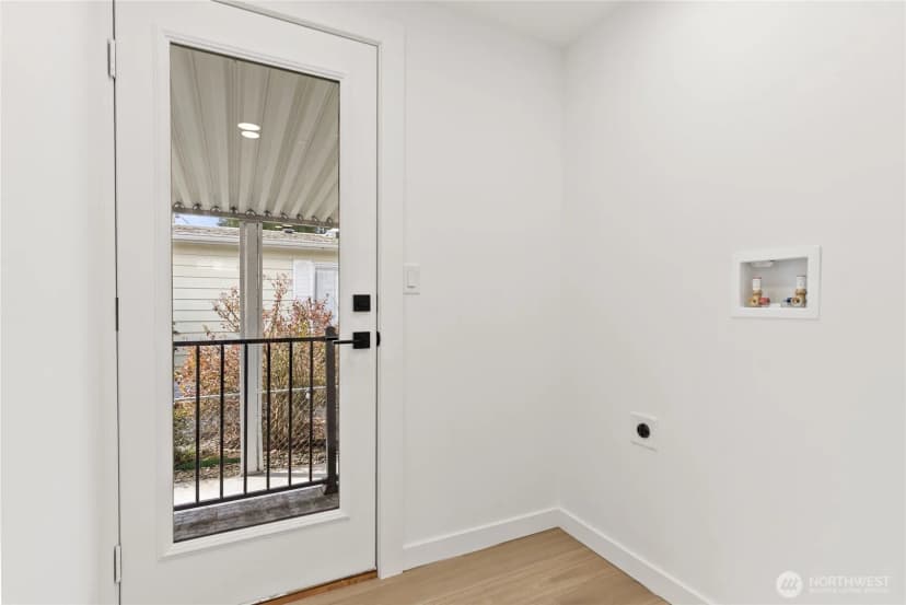 Property photo for 1510 Maple Lane #7, Kent photo 23