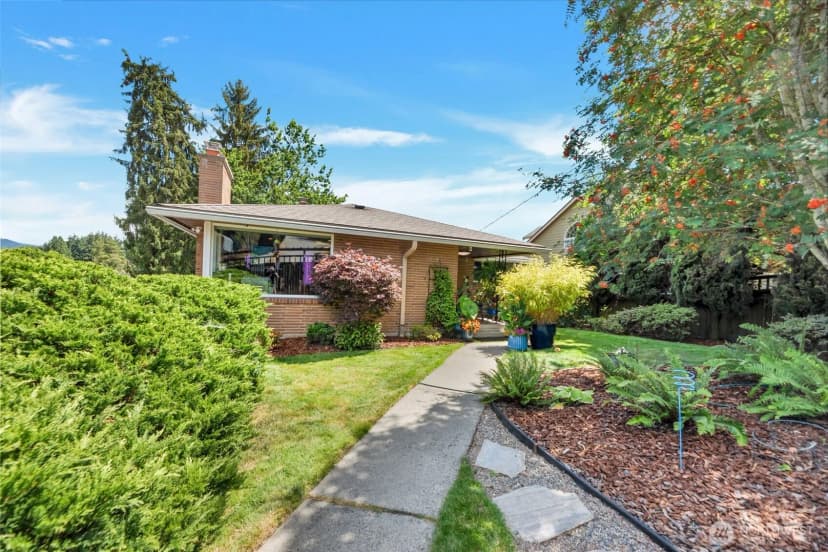 Property photo for 12200 85th Avenue S, Seattle