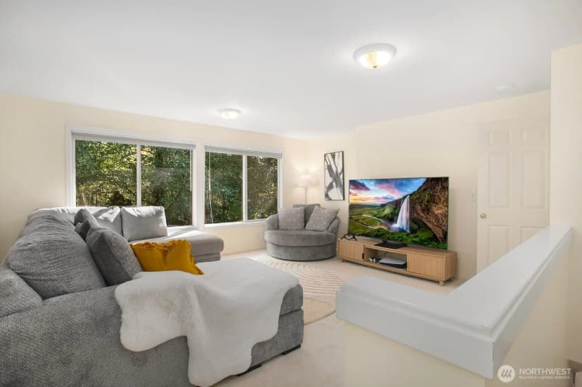 Property photo for 25857 Se 22nd Place, Sammamish photo 11