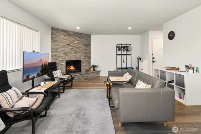Property photo for 9623 248th Street #b12, Kent photo 3