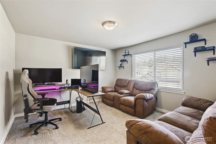 Property photo for 16314 8th Avenue E, Spanaway photo 29
