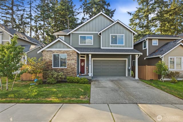Property photo for 16314 8th Avenue E, Spanaway photo 2