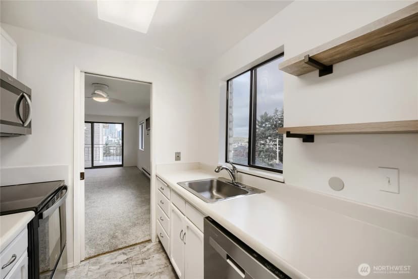 Property photo for 610 Aloha Street #404, Seattle photo 36