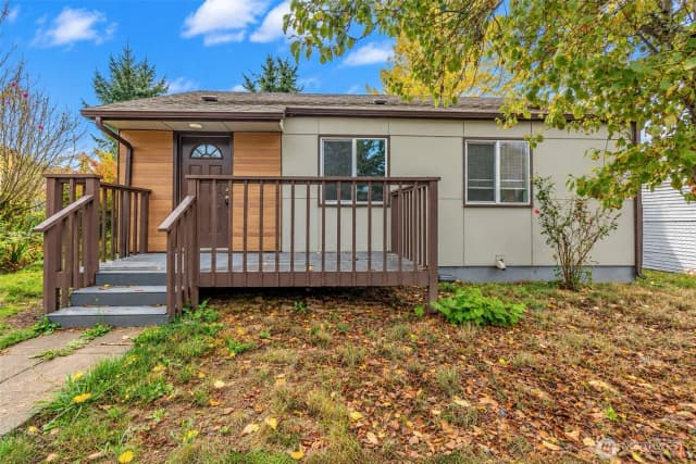Property photo for 1407 E 30th St, Tacoma photo 2