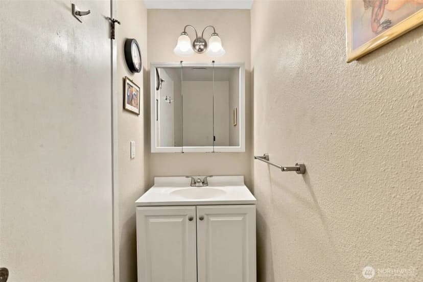 Property photo for 24849 13th Avenue S, Des Moines photo 24