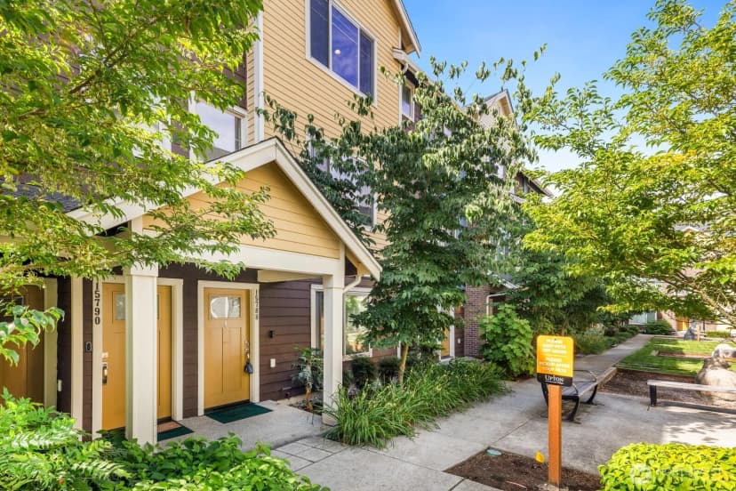 Property photo for 15788 Ne 14th Alley, Bellevue photo 27