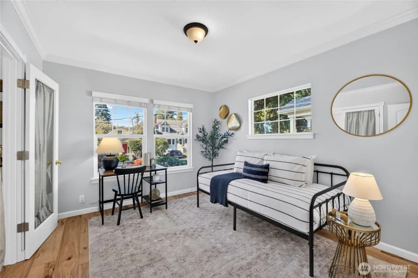 Property photo for 7014 Brooklyn Avenue Ne, Seattle photo 6