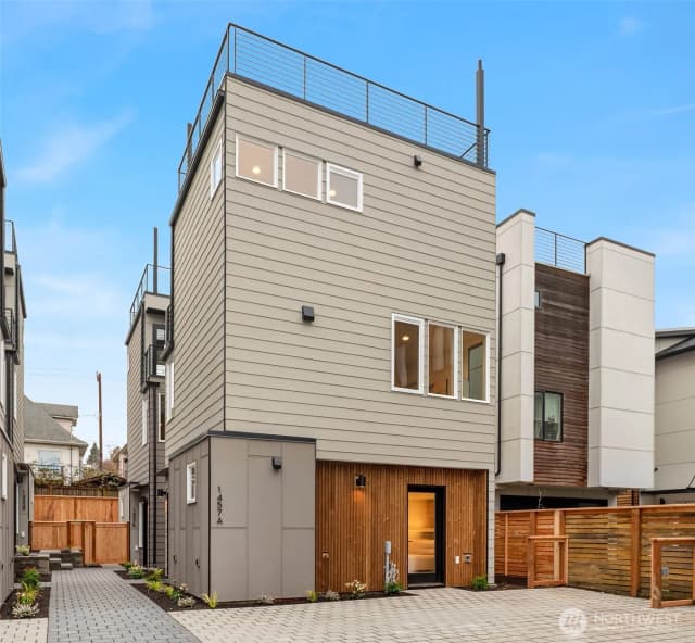 Property photo for 1457 22nd Avenue #a, Seattle