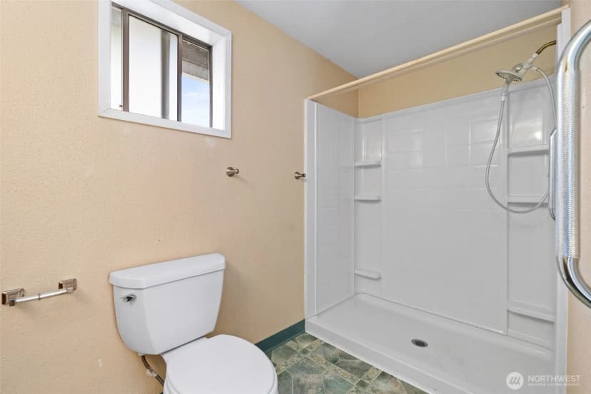 Property photo for 16424 126th Place Se, Renton photo 21