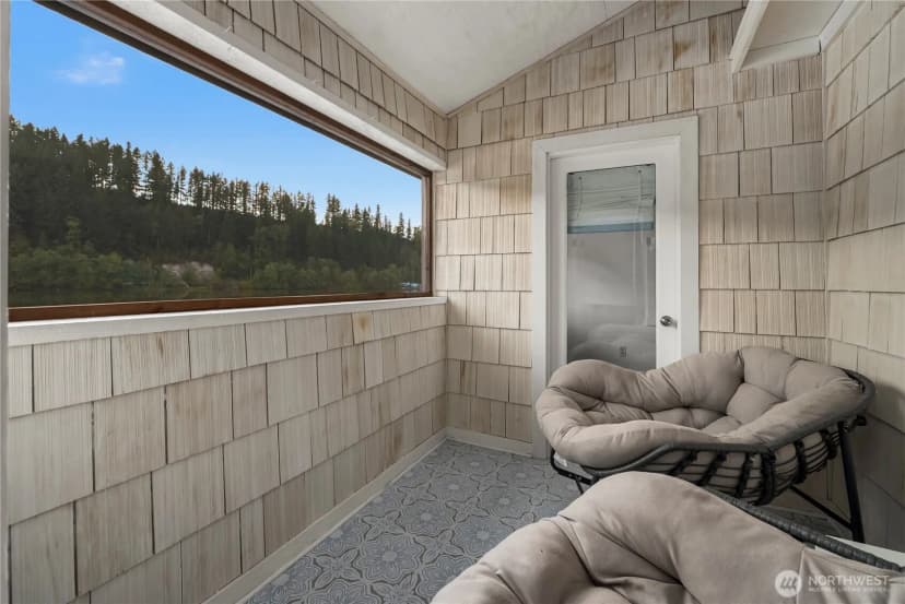 Property photo for 39522 Ski Park Road E, Eatonville photo 21