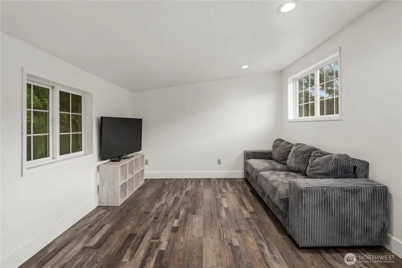 Property photo for 39522 Ski Park Road E, Eatonville photo 28