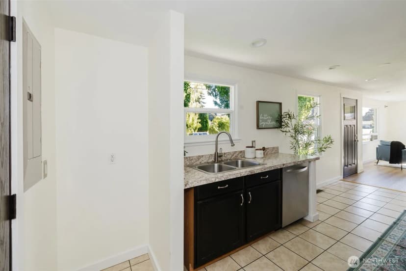 Property photo for 3227 Solie Avenue, Bremerton photo 9