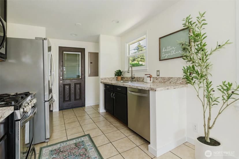 Property photo for 3227 Solie Avenue, Bremerton photo 8