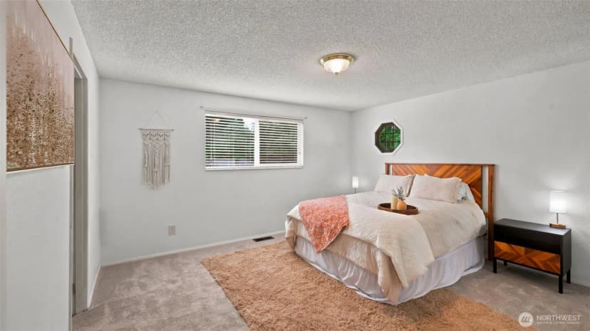 Property photo for 17809 147th Avenue Se, Renton photo 11