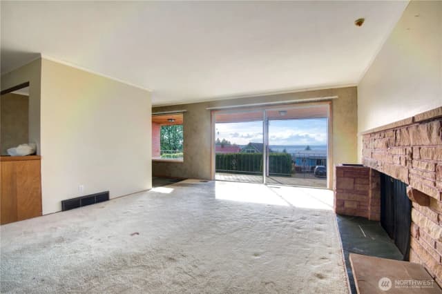 Property photo for 9037 38th Avenue Sw, Seattle photo 5