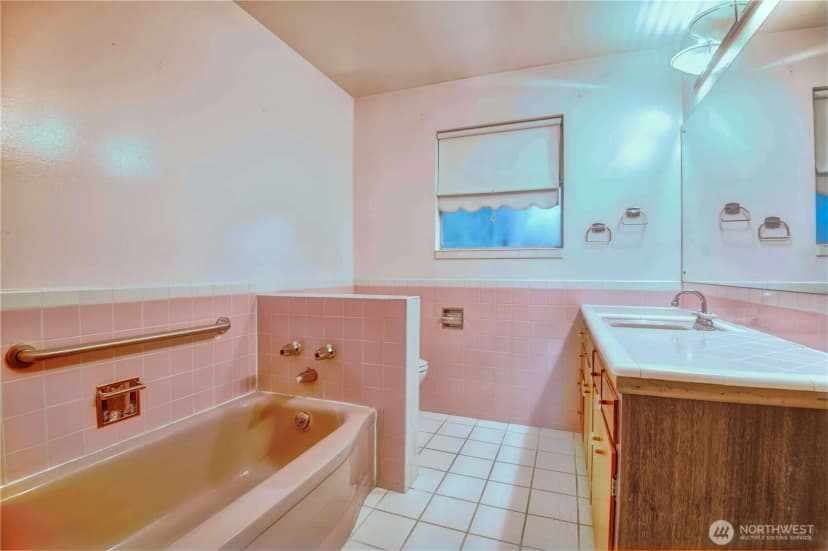 Property photo for 9037 38th Avenue Sw, Seattle photo 22