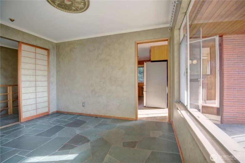 Property photo for 9037 38th Avenue Sw, Seattle photo 9