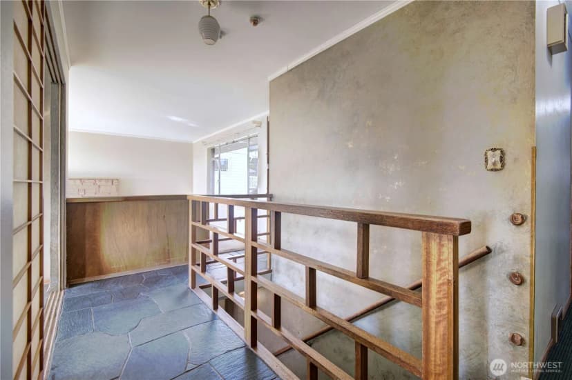 Property photo for 9037 38th Avenue Sw, Seattle photo 10
