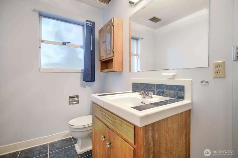 Property photo for 9037 38th Avenue Sw, Seattle photo 17