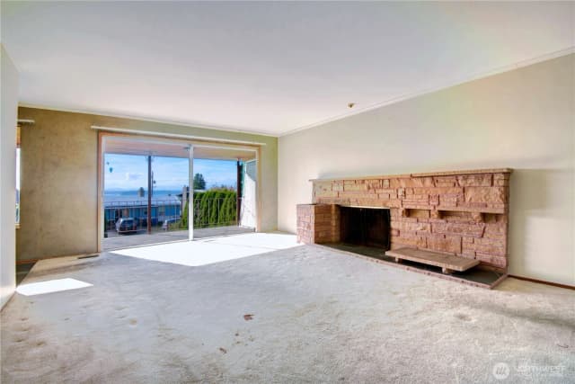 Property photo for 9037 38th Avenue Sw, Seattle photo 4