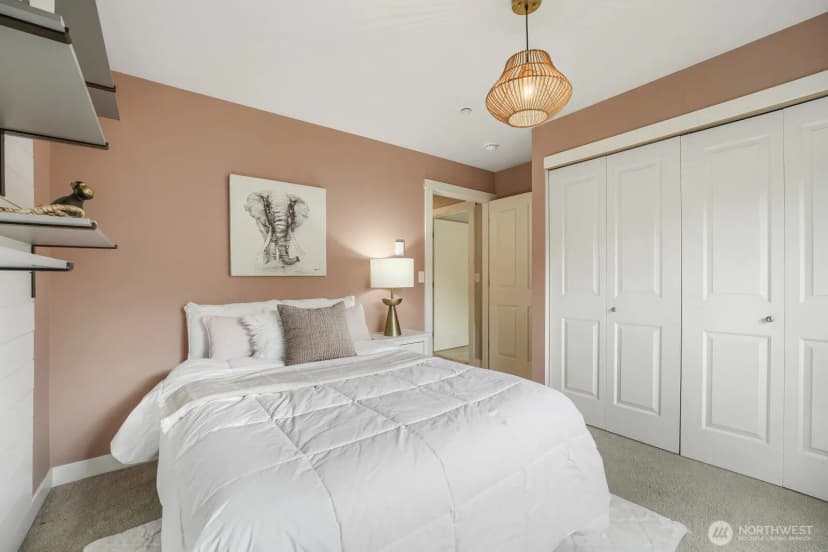 Property photo for 1905 24th Avenue Ne #103, Issaquah photo 22