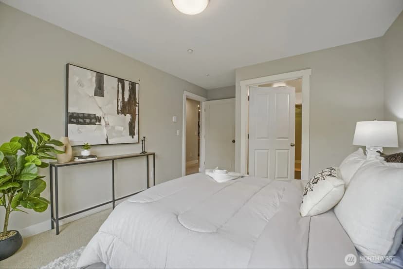 Property photo for 1905 24th Avenue Ne #103, Issaquah photo 17