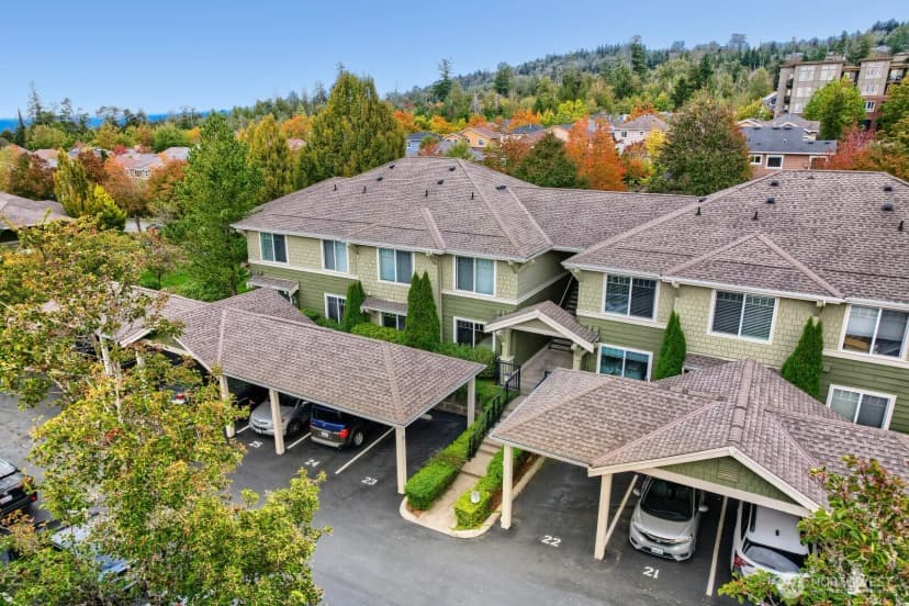 Property photo for 1905 24th Avenue Ne #103, Issaquah photo 27