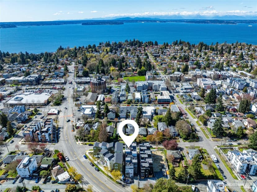 Property photo for 6320 41st Avenue Sw #b, Seattle photo 26