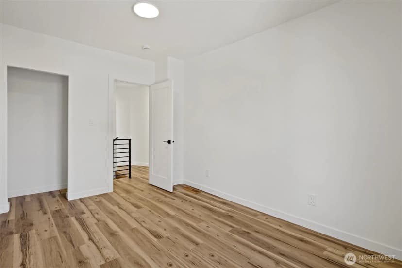 Property photo for 719 S Sprague Ave, Tacoma photo 24