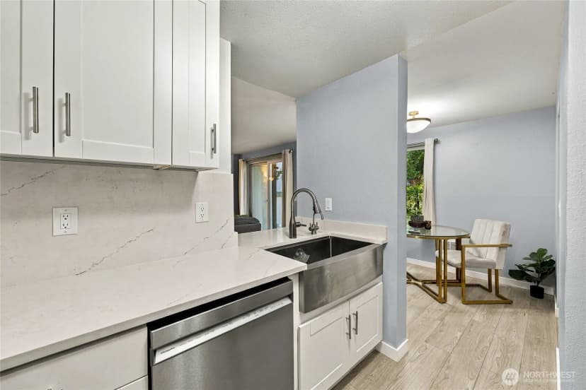 Property photo for 431 S 325th Place #w2, Federal Way photo 8