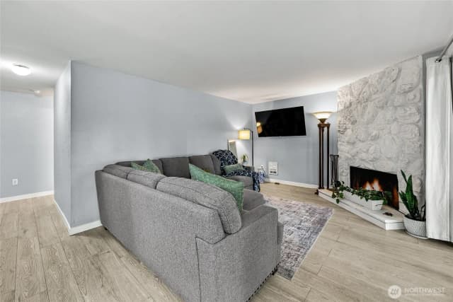 Property photo for 431 S 325th Place #w2, Federal Way photo 4