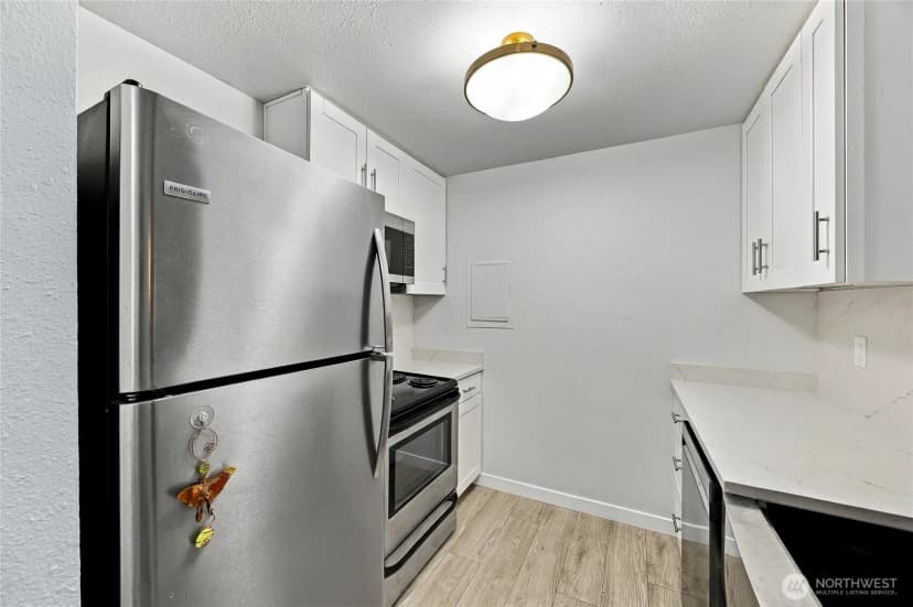 Property photo for 431 S 325th Place #w2, Federal Way photo 9