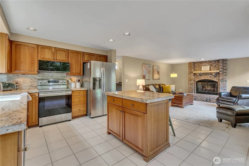 Property photo for 8313 61st Street Ct W, University Place photo 4