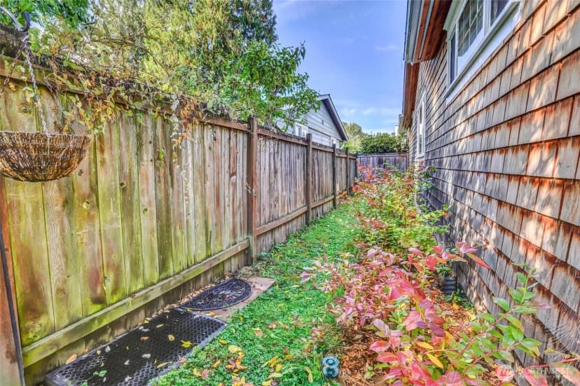 Property photo for 5428 25th Avenue Sw, Seattle photo 17