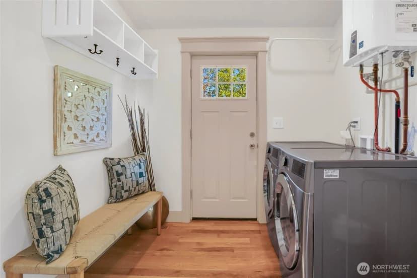 Property photo for 5428 25th Avenue Sw, Seattle photo 14