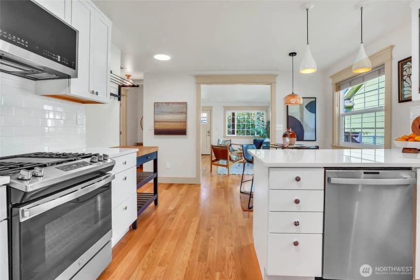 Property photo for 5428 25th Avenue Sw, Seattle photo 10