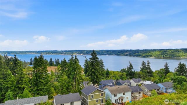 Property photo for 1660 Sound Ridge Drive, Bremerton photo 5