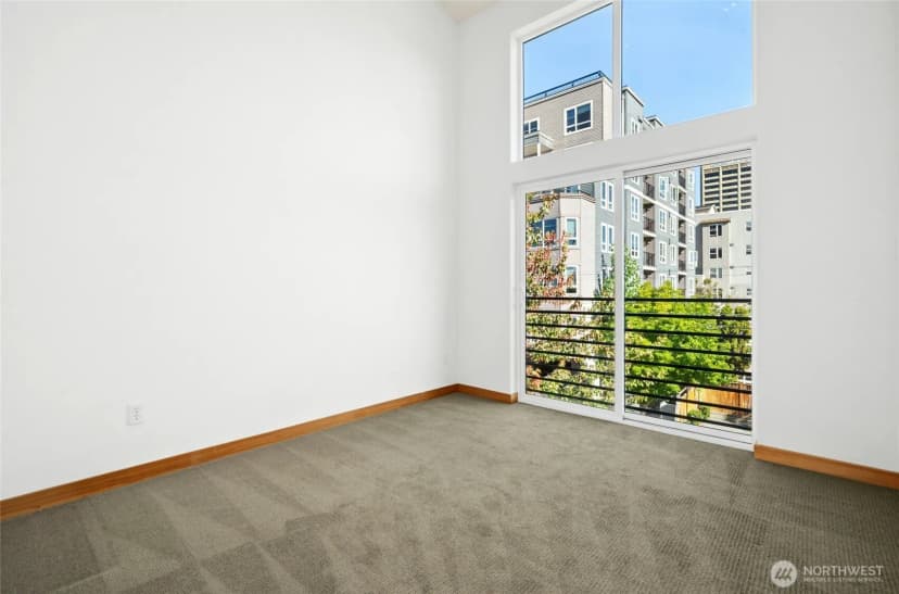 Property photo for 4331 9th Avenue Ne #c, Seattle photo 10
