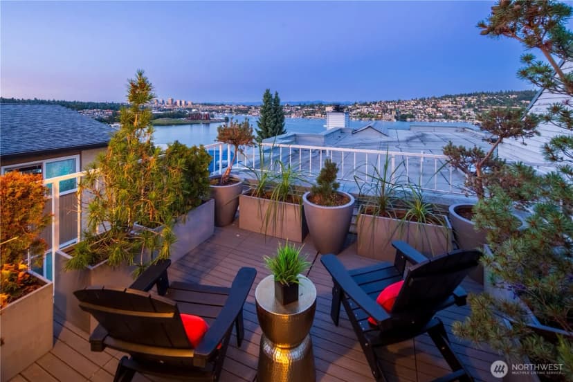 Property photo for 2419 8th Avenue N #403, Seattle photo 21