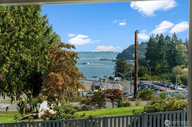Property photo for 11284 Se Southworth, Port Orchard photo 3