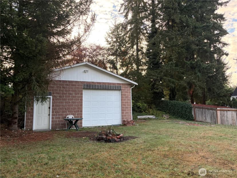 Property photo for 7226 192nd Avenue E, Bonney Lake photo 5