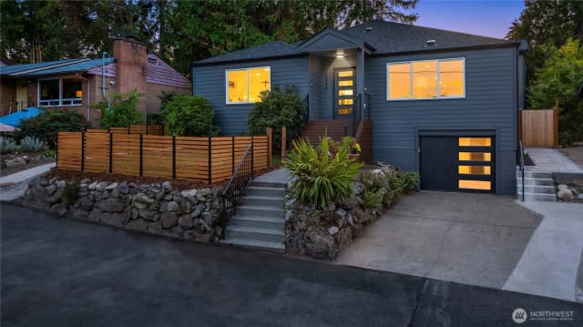 Property photo for 10045 38th Avenue Ne, Seattle photo 2