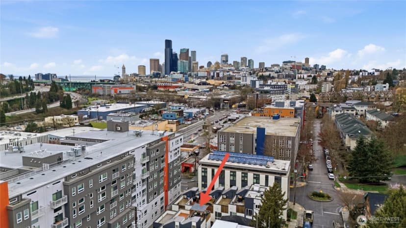 Property photo for 909 Hiawatha Place S #c, Seattle photo 28