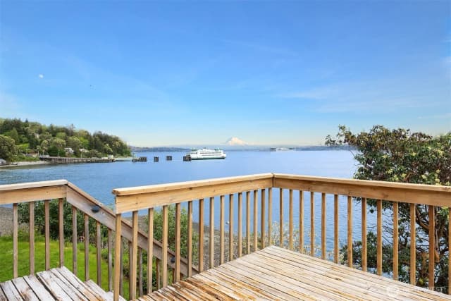 Property photo for 13725 Sw Pohl Road, Vashon photo 3